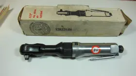 6521 BLACK DECKER Square Drive Air Ratchet #2