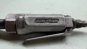 AT205A BLUE POINT Tool Drive Stubby Mini Air Ratchet #2 AT205A BLUE POINT Tool Drive Stubby Mini Air Ratchet #2