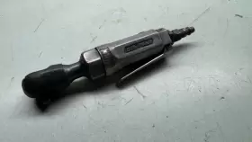 AT205A BLUE POINT Tool Drive Stubby Mini Air Ratchet AT205A BLUE POINT Tool Drive Stubby Mini Air Ratchet