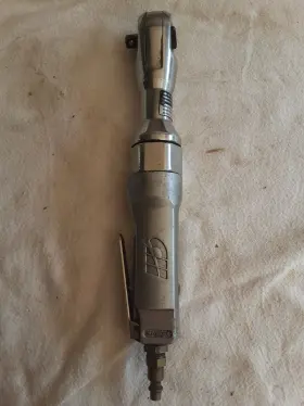 X1100 CAMPBELL HAUSFELD Air Ratchet Drive Great #3 X1100 CAMPBELL HAUSFELD Air Ratchet Drive Great #3