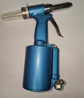 1668 CENTRAL Pneumatics Airplane Riveter #2