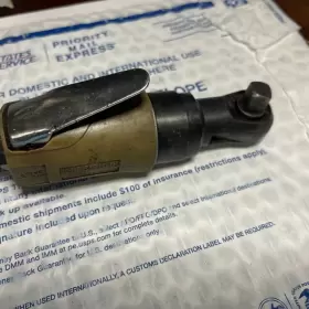 711225451800 CENTRAL PNEUMATIC Stubby Reversible Air Ratchet #2