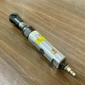 J138WA CENTRAL PNEUMATIC Drive Ratcheting Angle Impact Wrench J138WA CENTRAL PNEUMATIC Drive Ratcheting Angle Impact Wrench