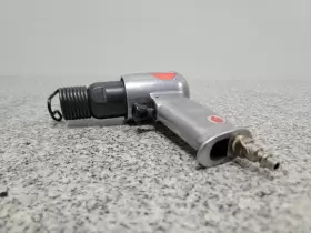 CAP220-01D DEVILBISS Pneumatic Air Chisel Hammer #3 CAP220-01D DEVILBISS Pneumatic Air Chisel Hammer #3