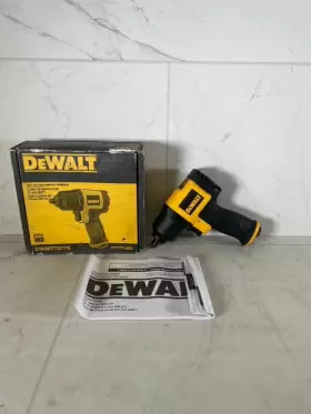 DWMT70775 DEWALT Pneumatic Impact Wrench