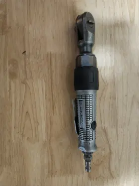 10XP INGERSOLL RAND Neumatic Drive Ratchet 10XP INGERSOLL RAND Neumatic Drive Ratchet