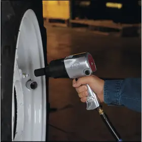 66131 INGERSOLL RAND Air Impact Drive Cfm Torque Wrench #2