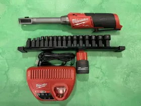 3050-21 MILWAUKEE Fuel Insider Box Ratchet Kit 3050-21 MILWAUKEE Fuel Insider Box Ratchet Kit