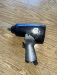 Heavyduty 1/2inch Pneumatic Impact Wrench Black And Decker Made In Japan!. Fixed Price $80.00.